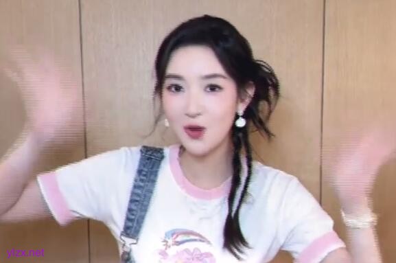 曝王玉雯杨玏已分手 女方好友发声：包单身的