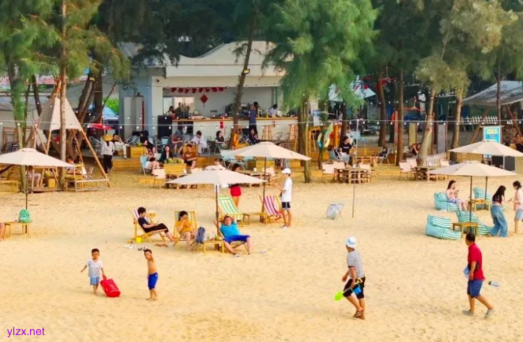 19天班后就是五一假期 打工人的“梦中情月”! 19天班后就是五一假期 打工人的“梦中情月”!