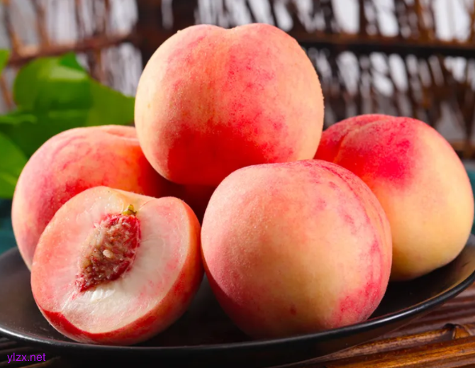 夏天吃桃能养气补血吗?夏天吃桃这几个错误不要犯 夏天吃桃能养气补血吗?夏天吃桃这几个错误不要犯